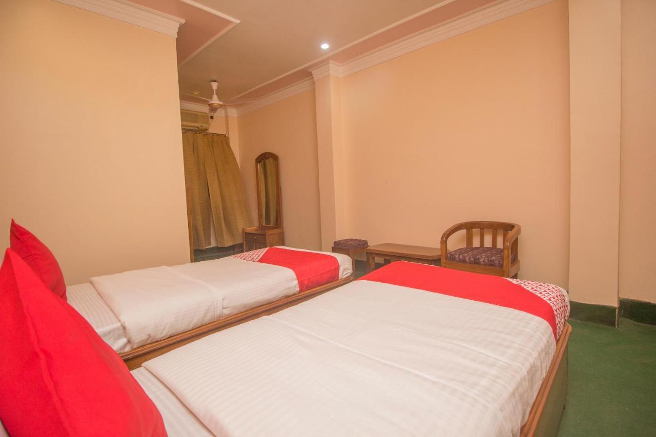 Oyo 48133 Hotel Payel Māldah Εξωτερικό φωτογραφία