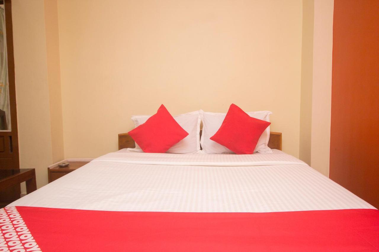 Oyo 48133 Hotel Payel Māldah Εξωτερικό φωτογραφία