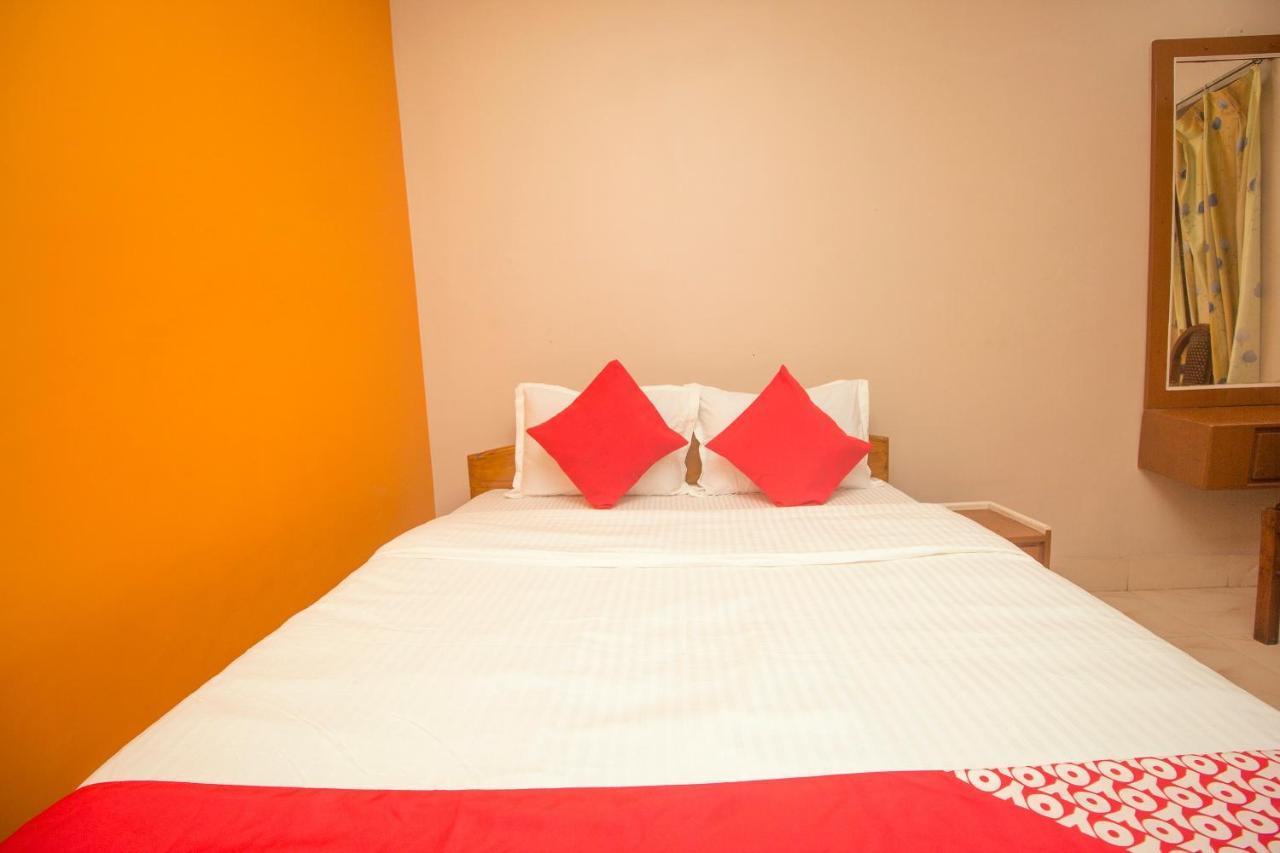 Oyo 48133 Hotel Payel Māldah Εξωτερικό φωτογραφία