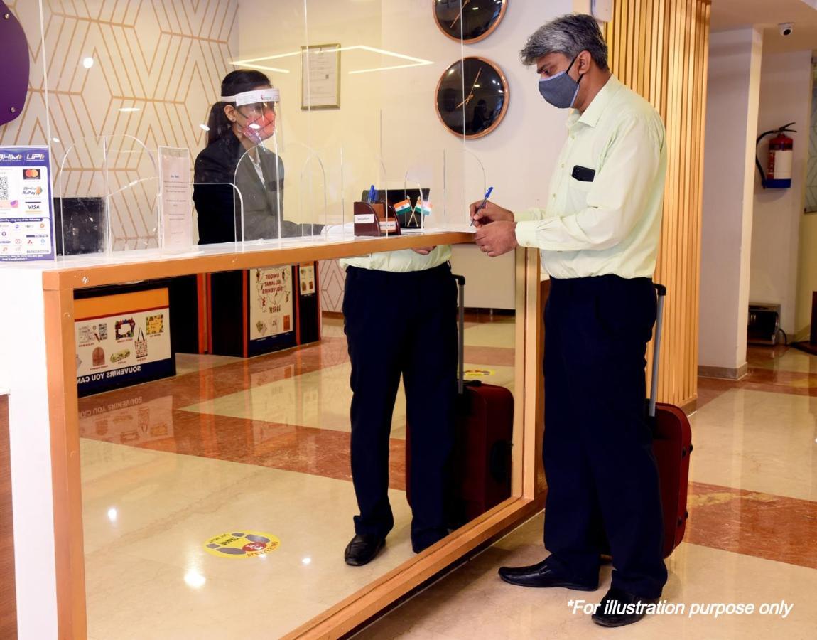 Oyo 48133 Hotel Payel Māldah Εξωτερικό φωτογραφία