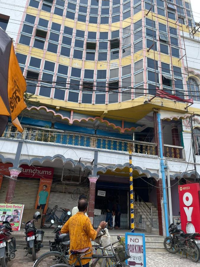 Oyo 48133 Hotel Payel Māldah Εξωτερικό φωτογραφία
