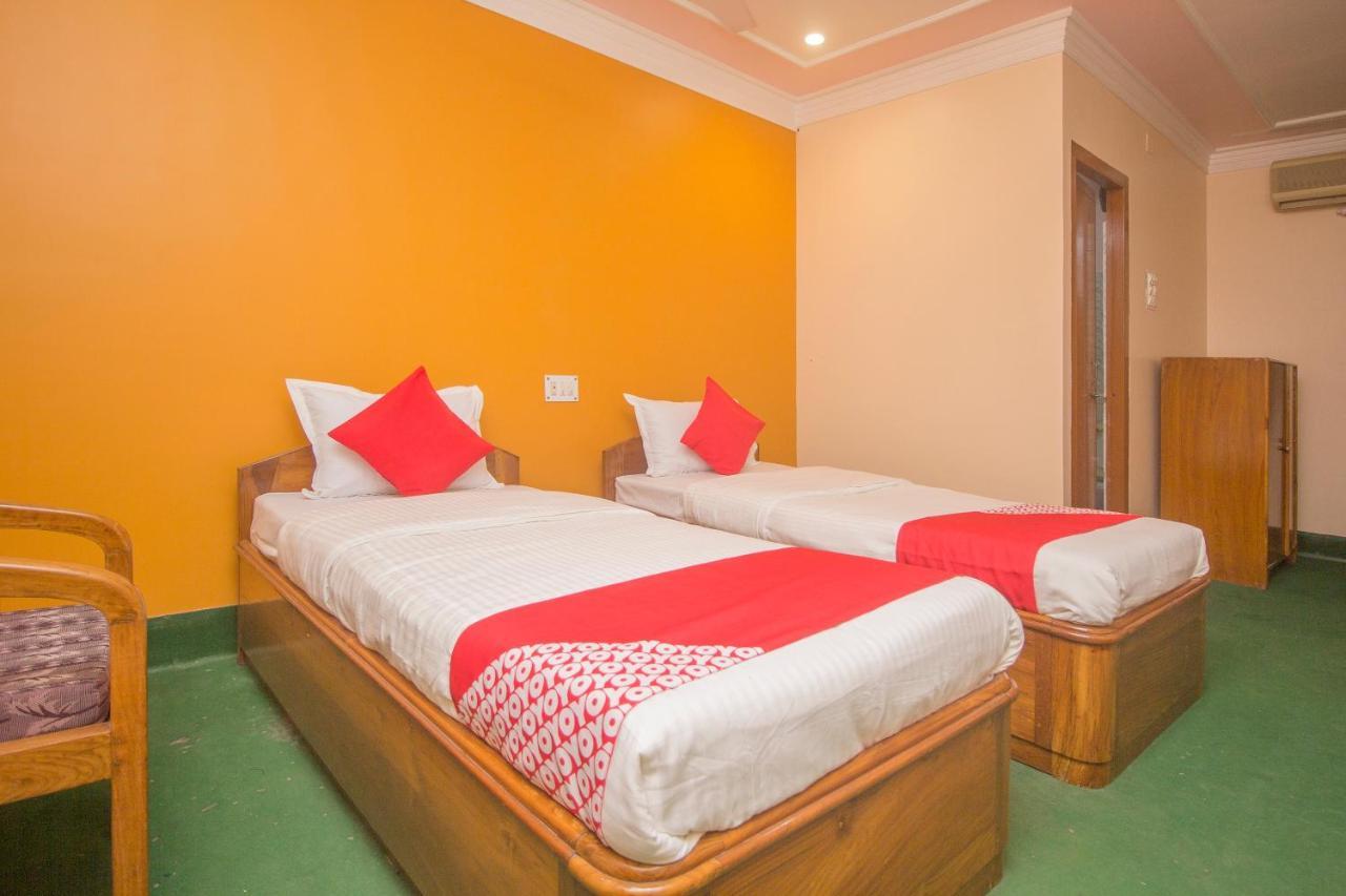 Oyo 48133 Hotel Payel Māldah Εξωτερικό φωτογραφία