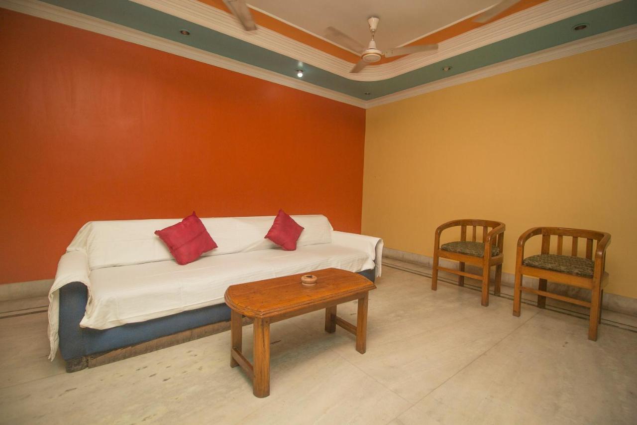 Oyo 48133 Hotel Payel Māldah Εξωτερικό φωτογραφία